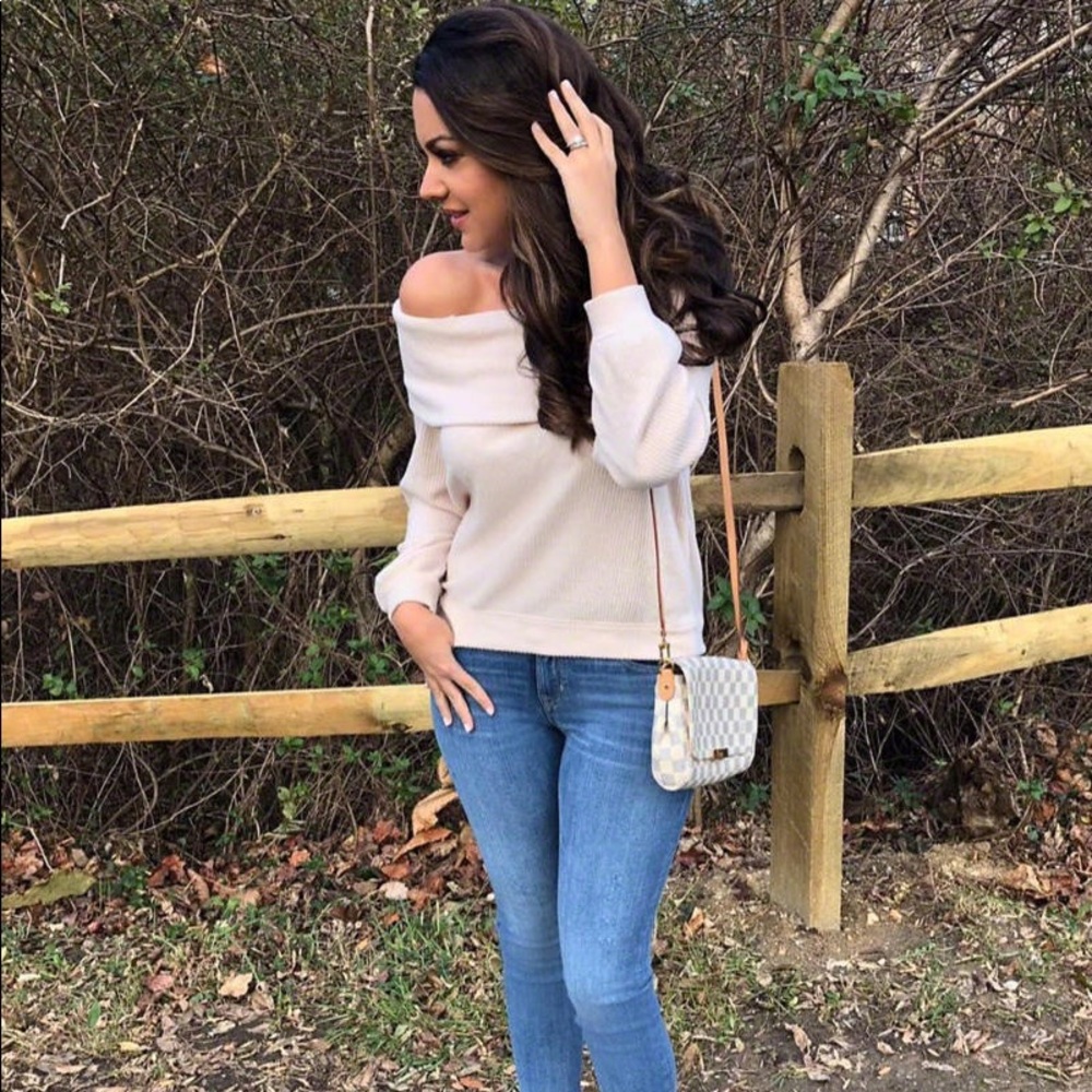 Abercrombie Cozy Off The Shoulder Sweater